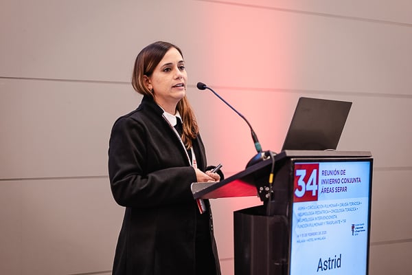  Astrid Crespo, médica adjunta en el Hospital de la Santa Creu i Sant Pau en Barcelona, durante su ponencia sobre la Concordancia entre la opinión del paciente y el personal sanitario.