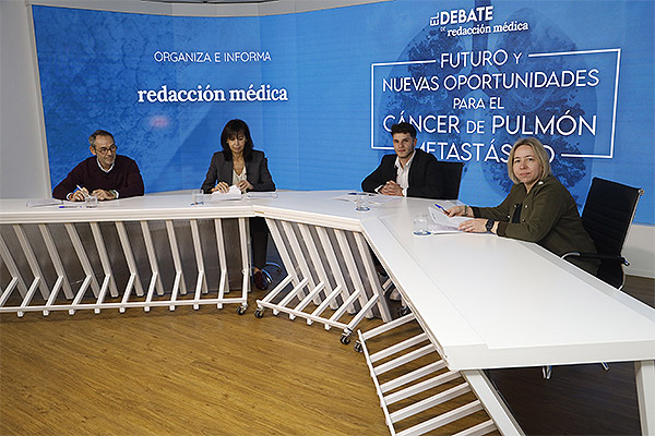 Bernard Gaspar, Pilar Garrido, Isaac Cabanelas y Ana Belén Enguita conforman la mesa de debate.