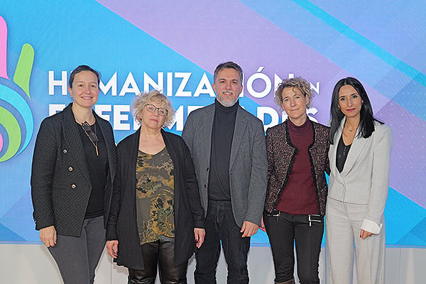  María Pedrosa, Teresa Caballero, Jorge Pino, Eva Bailles y Anna Salazar.