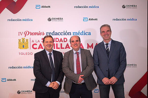 Ibrahim Hernández, director general de la Asistencia Sanitaria del Sescam; Diego Villalobos, director de Enfermería Laguets; y Juan David Fernández Sánchez, director de Enfermería de Gerencia de Atención Integrada de Albacete.