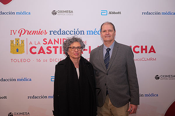 Natalia Vallés, médico de Familia del Centro de Salud de Seseña, junto a su acompañante Luis José Bellido.