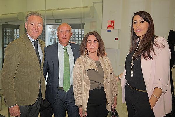 Julio de la Rosa; José Julián Díaz; Rosa Fonseca; y María Balabasquer, responsable de Market Access de Air Liquide Healthcare.