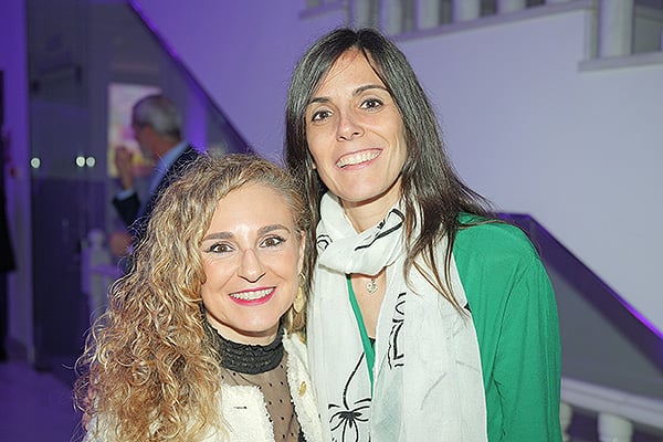 Josefina Medina, directora de Calidad, Prevención e Instalaciones del Hospital San Francisco de Asís de Madrid y Beatriz Blanco, jefa de Servicio de Ingeniería, Tecnología y Obras en el Hospital Universitario Ramón y Cajal de Madrid.