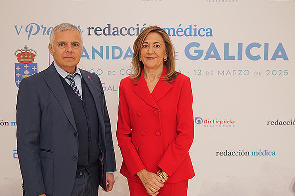 José Luis Beiras, director general de Gestión y Servicios generales de Agencia de Donación de Órganos y Sangre de Galicia (ADOS); y Marisa López, directora de ADOS.