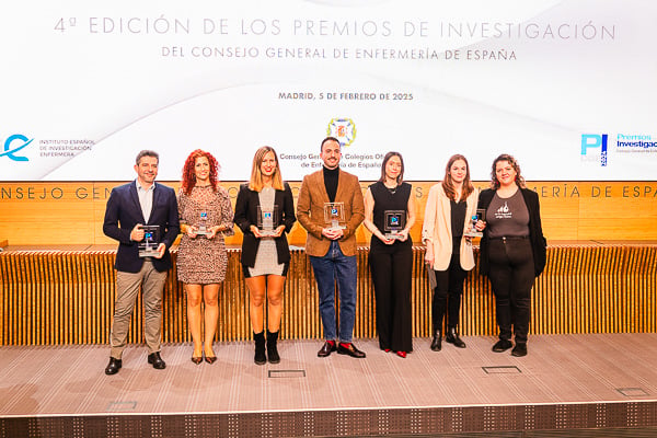 Foto de familia de los premiados en la IV Edición de los Premios de Investigación del CGE.