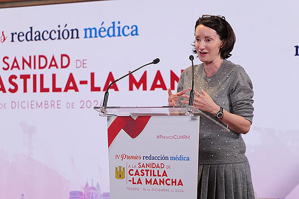 Sarah Christiaanse durante su discurso al inicio de la ceremonia. 