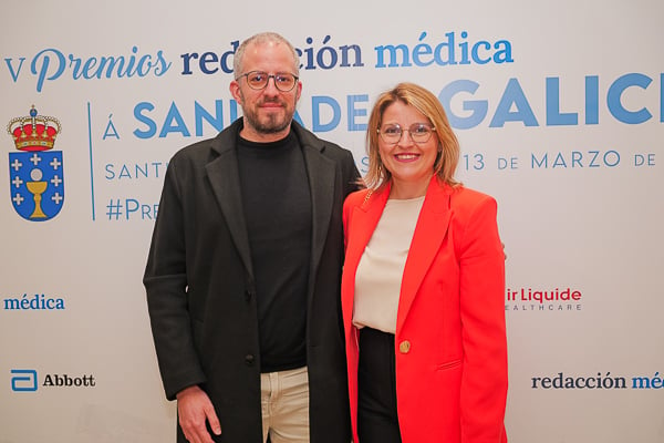 Miguel Dorado, coordinador de accesibilidad de la Faxpg; y la presidenta, María Alonso.