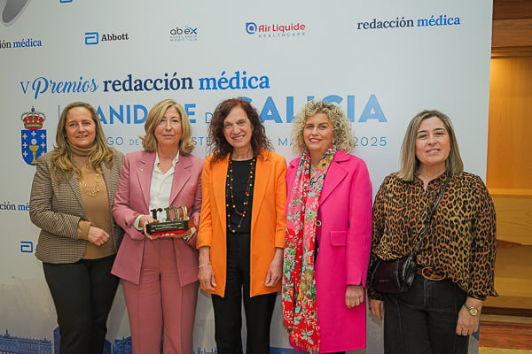 Marga Muñoz, Sara Catrain, María Rosa Álvarez, María del Carmen Gallarfo y Begoña Castro.