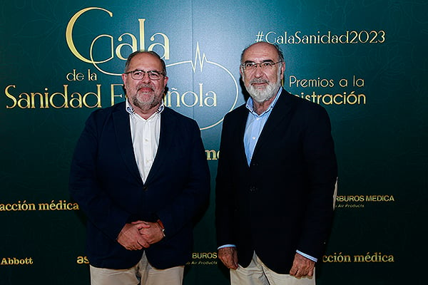 Carlos Moreno, subdirector general de Planificación Sociosanitaria del Servicio Madrileño de Salud; y Alberto Pardo, subdirector de Calidad Asistencial del Servicio Madrileño de Salud.