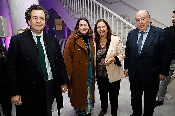 Ricardo De Lorenzo Aparici, director del bufete De Lorenzo Abogados; Ofelia De Lorenzo Aparici, presidenta de la Asociación Española de Derecho Sanitario; Manuela García; y Ricardo De Lorenzo Montero, presidente del bufete De Lorenzo Abogados.