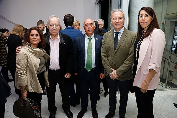 Rosa Fonseca, directora de la Delegación Centro de Air Liquide; José Soto, presidente de la Sociedad Española de Directivos de la Salud (Sedisa); José Julián Díaz, gerente del Hospital de La Princesa; Julio de la Rosa, director de Relaciones Institucionales y Market Access de Air Liquide Healthcare; y María Balabasquer, responsable de Market Access del Mercado Medgas de Air Liquide Healthcare.