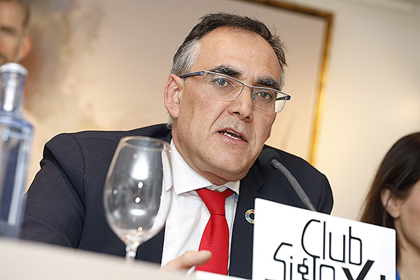 El consejero de Sanidad del Gobierno de Cantabria, Raúl Pesquera.
