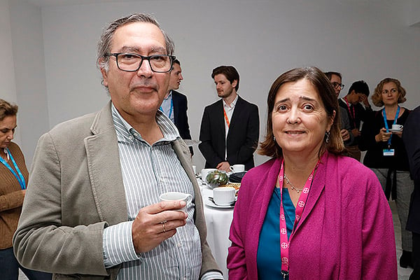 Juan Manuel Fernández Gallardo, jefe de Servicio de Radiodiagnóstico del Hospital Universitario Severo Ochoa; Carmen Carreira, jefa de Servicio de Radiodiagnóstico del Hospital Universitario de Fuenlabrada.