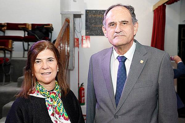 Lourdes Martínez, vicepresidente de Semergen; y José Polo.