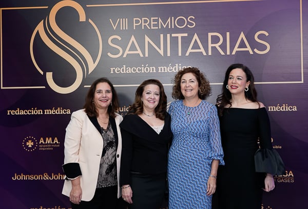 Manuela García; Fátima Matute; Isabel Moya; directora general de Atención Primaria del Servicio de Salud de Castilla-La Mancha; y Sara García Espada. 