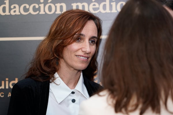 Mónica García ha presidido los VIII Premios Sanitarias. 