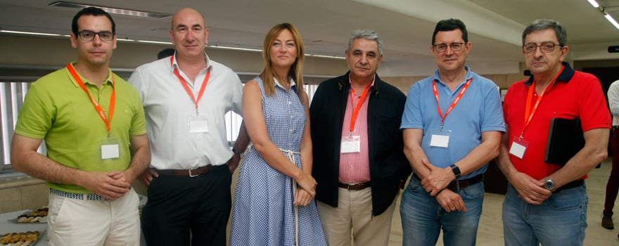 Sergio Abril, director de Gestión del Complejo Asistencial de Palencia; José Luis Vicente, director de Gestión del Complejo Asistencial de Soria; Carmen Sánchez, subdirectora de Gestión del Hospital Materno Infantil Miguel Servet; Cándido Lozano, gerente de Sanidad de Ferrovial Servicios; Mariano Cortés, director de Gestión del Complejo Asistencial de Segovia; y Sergio de Bustos, director de Gestión del Complejo Asistencial de Ávila.