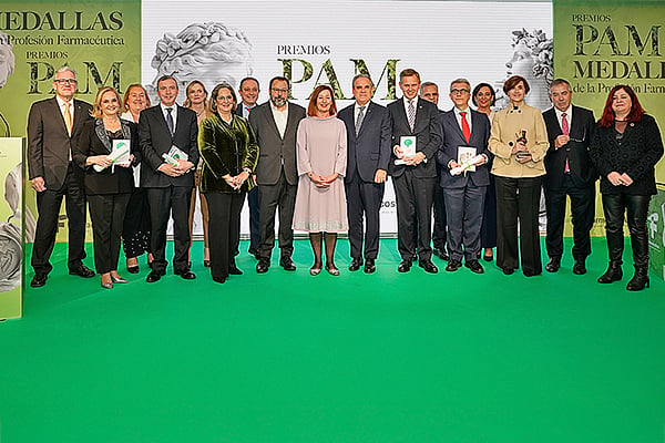 Galardonados de las Medallas de la Profesión Farmacéutica y los Premios Panorama.