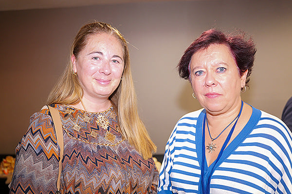 Victoria Ayala, directora de Asuntos Gubernamentales de Gilead; y Elena Lete.