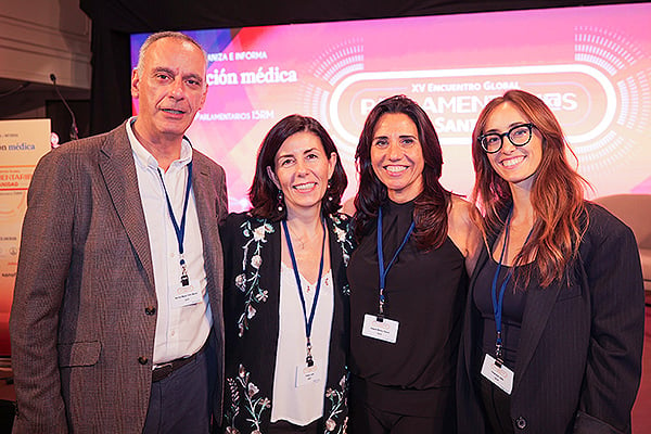 Víctor Sánchez, Laure Yvenou, Raquel Delgado y Sofía Perea.