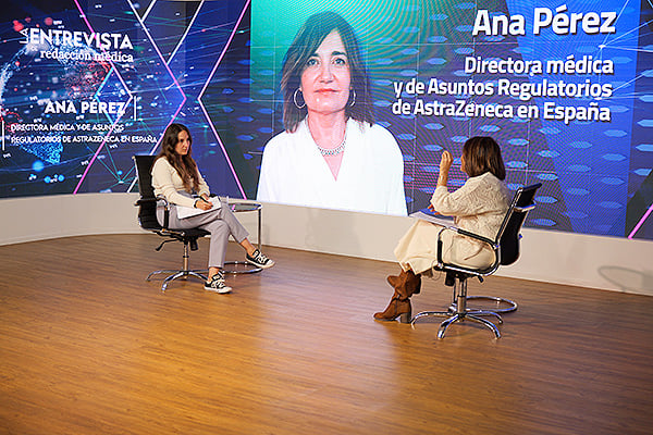 Ana Pérez Ana Pérez durante su entrevista en el plató de Redacción Médica. su entrevista en el plató de Redacción Médica.