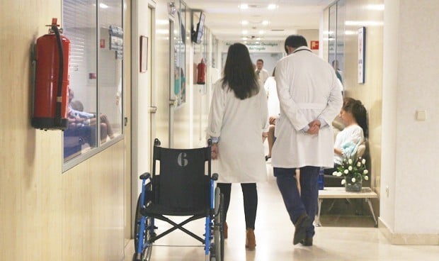 ¿Afecta el Covid al MIR? Un tercio de médicos se considera "peor formado" 