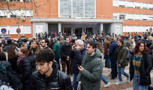  Instante durante la entrada al examen MIR 2025. ¿Qué hacer antes de incorporarse al hospital? Estas son las recomendaciones de los MIR.