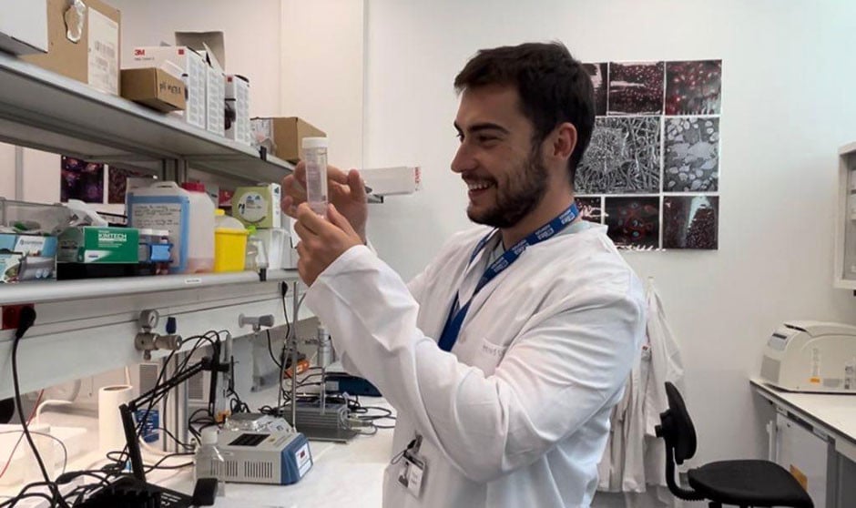 El bioingeniero Miguel Grande tiene como meta el desarrollo de estas técnicas para acabar con las colas de trasplantes de órganos en España