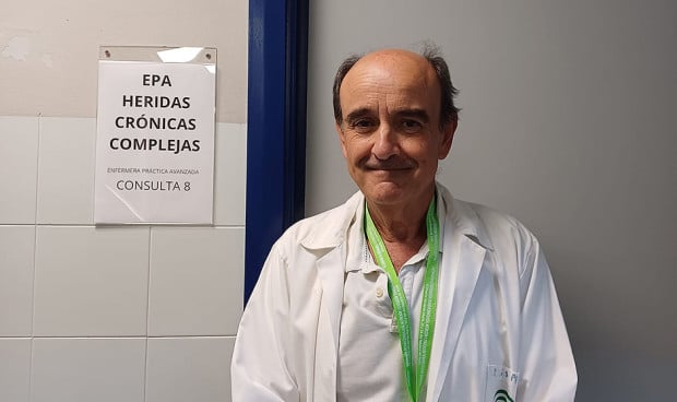 El enfermero de práctica avanzada Juan Luis Pérez explica los entresijos de esta figura profesional.