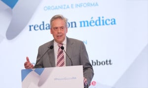 Antonio Gómez Caamaño, conselleiro de Sanidade de Galicia, clausura los V Premios Redacción Médica á Sanidade de Galicia. 