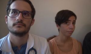 ¿Por qué los médicos españoles no quieren hacer sustituciones en verano?