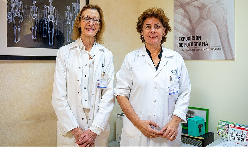 Las radiólogas Lourdes del Campo y Alfonsa Friera, miembros del mejor Servicio de 2024: el del Hospital La Princesa