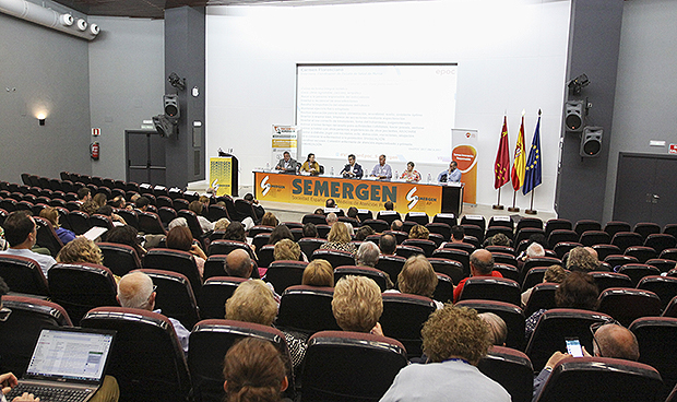 La EPOC está "rejuveneciendo y feminizándose"