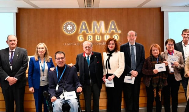  Diego Murillo y Ana Pastor en la entrega de los XI Premios Nacional Mutualista Solidario.