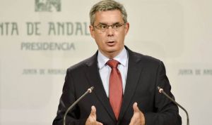 Andalucía niega “sobresueldos” a directivos sanitarios: “Son complementos”