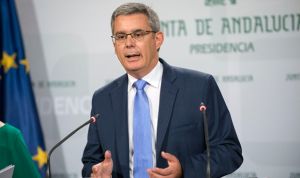 Andalucía pide levantar la suspensión de las 35 horas y seguir negociando