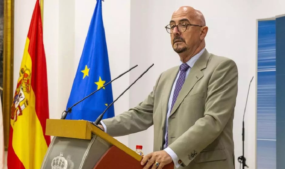 César Pascual, consejero de Salud de Cantabria.