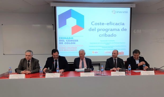 Cofares impulsa la prevención del cáncer de colon desde la farmacia