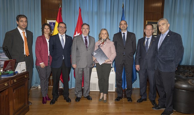 Convenio de Fenin y la Universidad Politécnica para la promoción científica