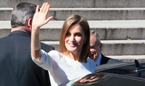 Doña Letizia pide que los colegios sean "grandes prescriptores en salud"