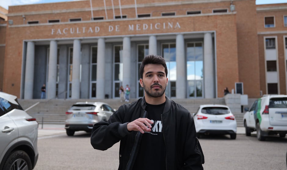 Dos FP y 6 EBAU para estudiar Medicina: "Pensé también en Enfermería"