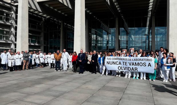 Duelo por el asesinato de Andrea Bejarano, técnico de Laboratorio del HUBU