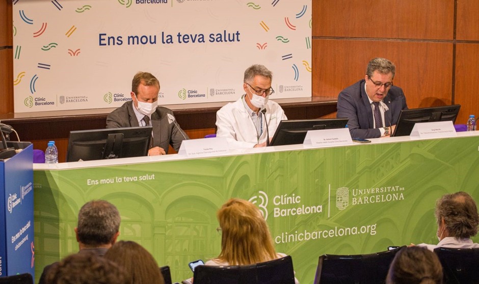 Los representantes del Hospital Clínic de Barcelona anuncian la anulación de cirugías y visitas.
