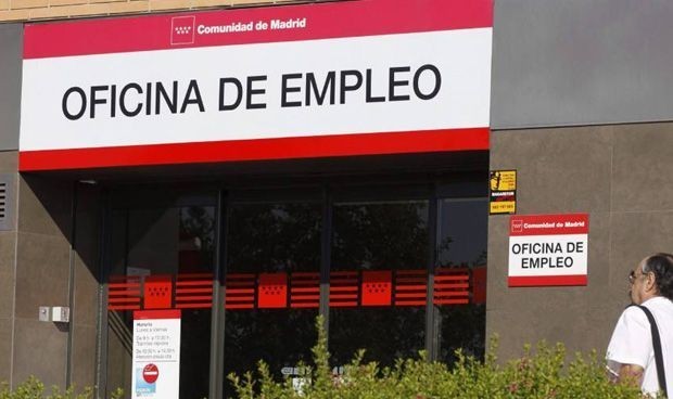 El empleo en sanidad: mejor que durante la crisis pero cayendo desde 2016