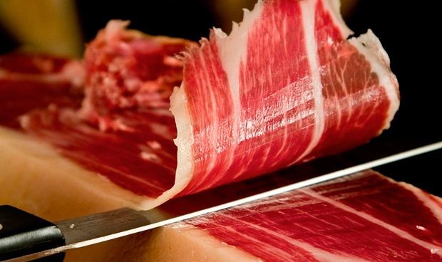 El jamón 100% de bellota tiene efectos preventivos ante la colitis ulcerosa