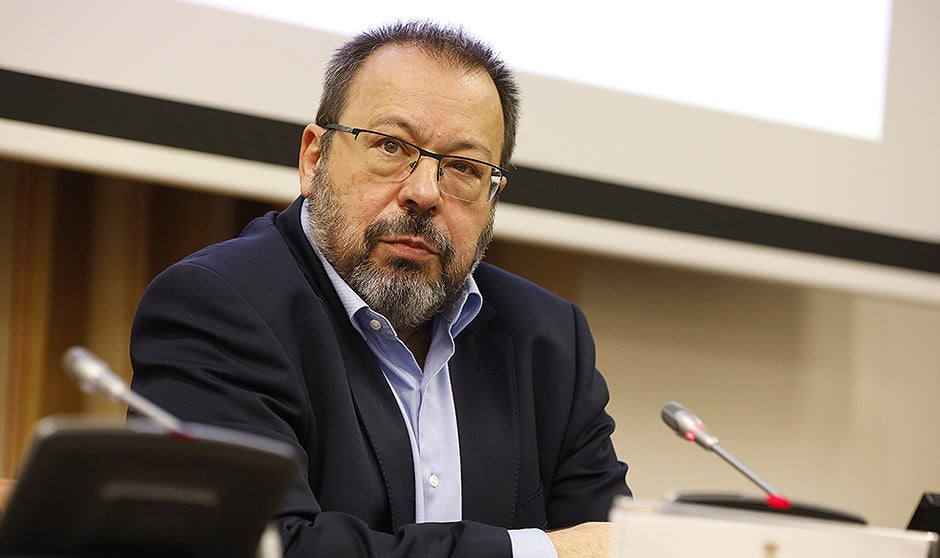 César Hernández, director de Farmacia, analiza el futuro de Valtermed.