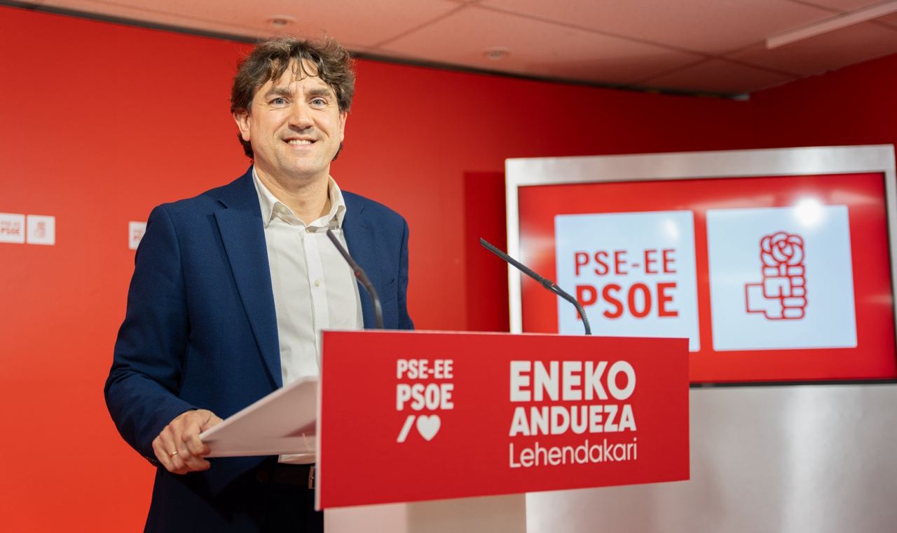 El Partido Socialista de Euskadi, con Eneko Andueza como candidato a lehendakari, propone cuatro medidas 'clave' en Primaria para conseguir el voto sanitario en las elecciones vascas del 21 de abril