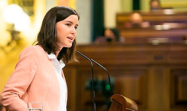 El PSOE enmienda en el Congreso las "trabas" a la Ley del aborto de Montero