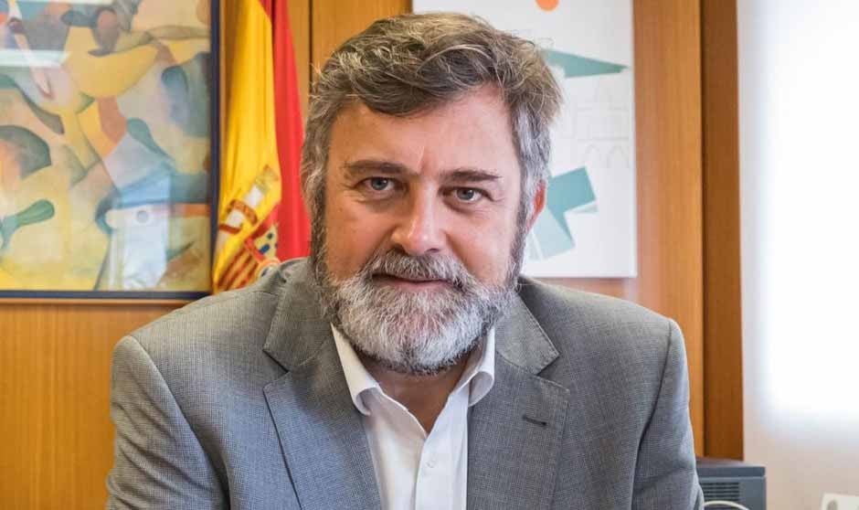 El gerente del Servicio Cántabro de Salud, Rafael Sotoca anuncia que el SCS tendrá disponible desde este viernes en su página web la actividad de los médicos de familia y pediatras de Atención Primaria.