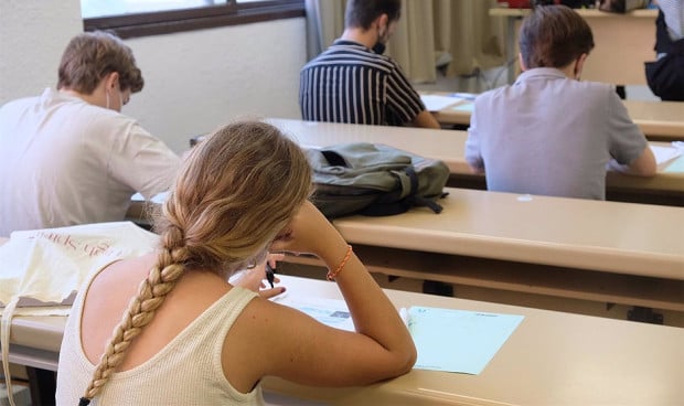 Una enfermera explica cómo subir nota para entrar a Enfermería si en Bachillerato no tienes la media suficiente.